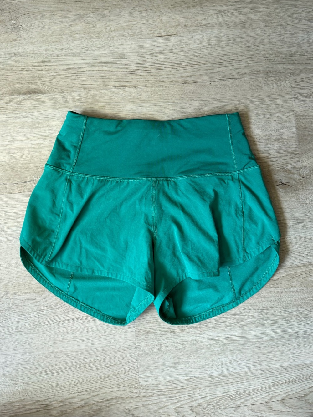 Lululemon HR speed up shorts